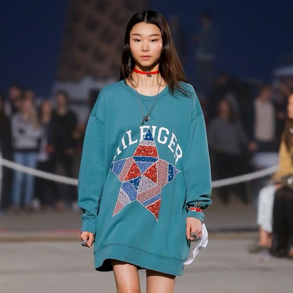 Tommy Hilfiger Patchwork star green sweatshirt - Picture 1 of 10